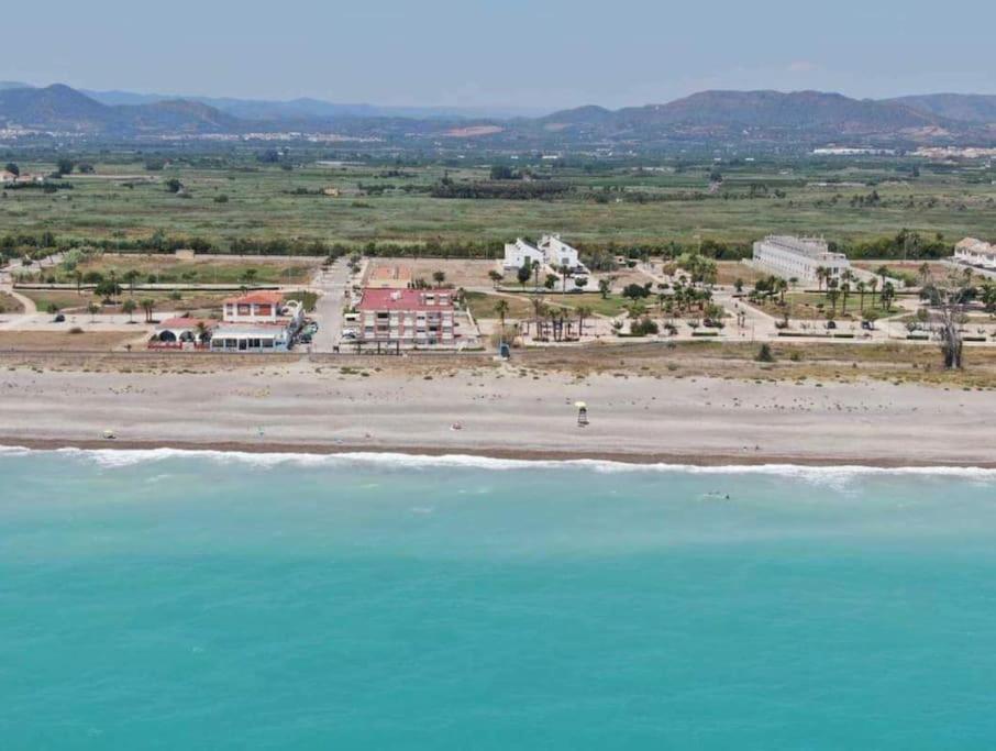 Studio Almenara Beach Barrio-Mar Екстериор снимка